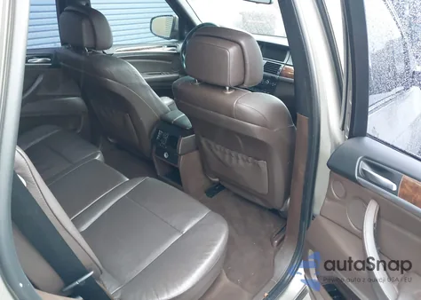 2008 BMW X5 3.0Si z USA, uszkodzony, nr VIN 5UXFE43568L025486